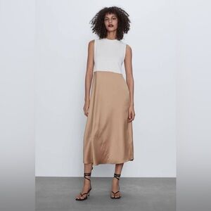Zara Ivory/Tan Mock Neck Knit top
Sleeveless Dress, Size M